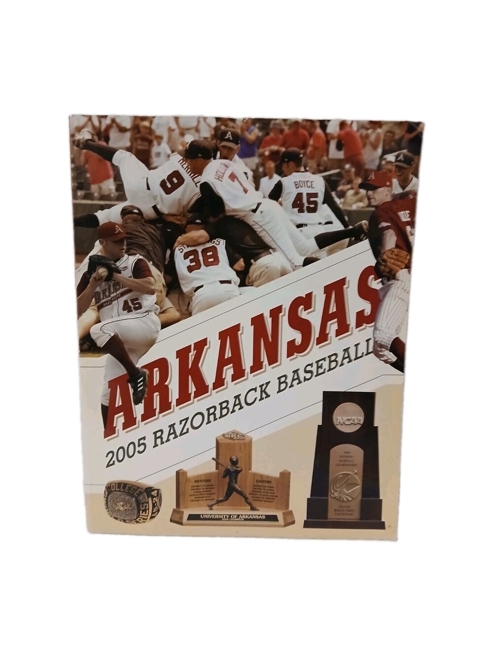 Vintage 2005 Arkansas Razorbacks College Baseball Media Guide Program Book